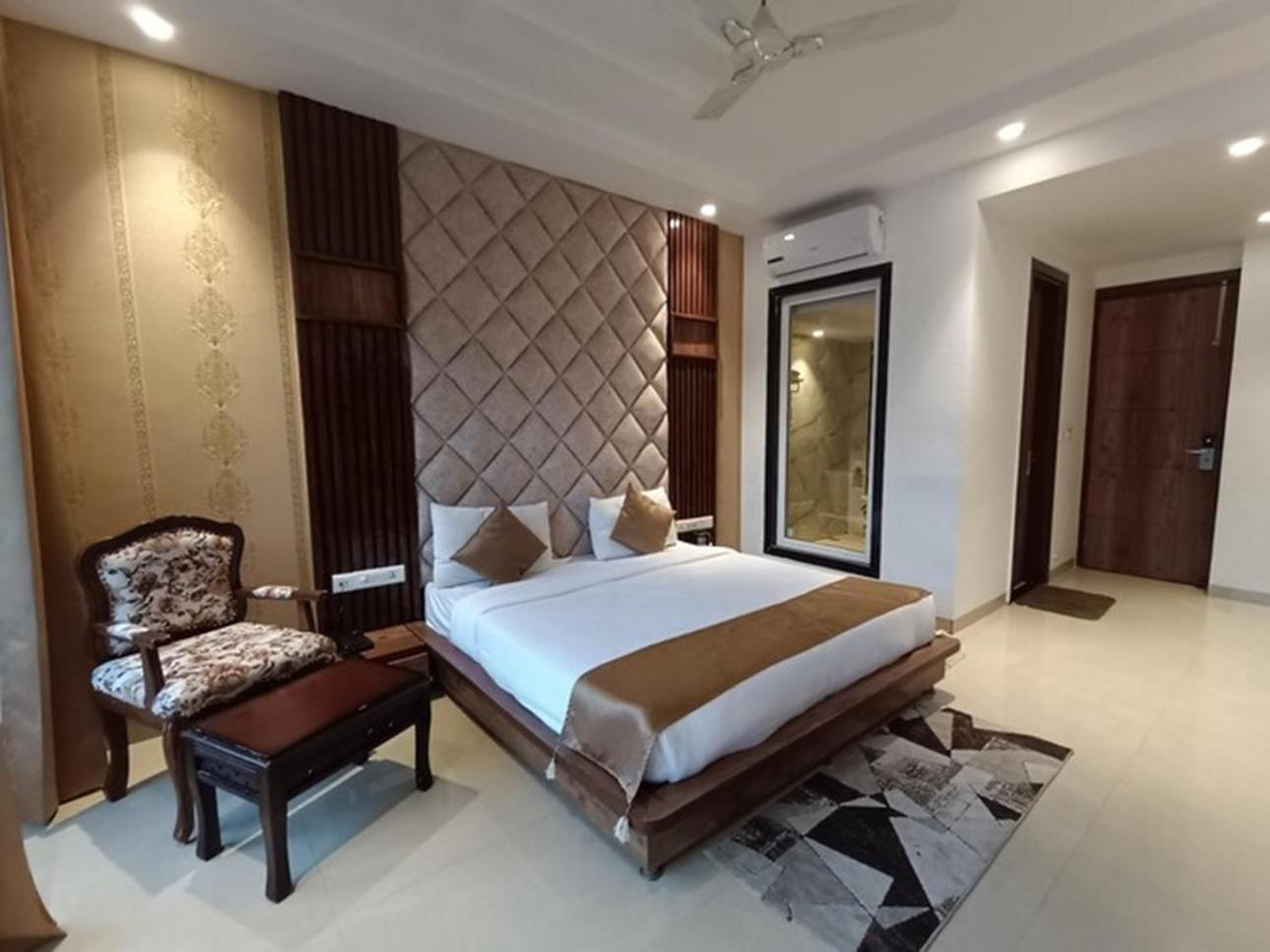 Rr Hotel & Resort 达兰萨拉 外观 照片